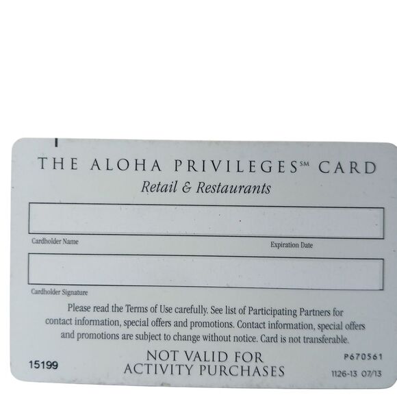 Shell Vacations Club Aloha Privileges Card - Tropical Pineapple Design - Picture 3 of 4